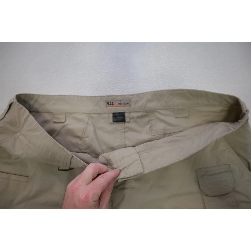 5.11 Tactical Cargo Pants Mens 44x32 Khaki Tan Ripstop‎ Utility Workwear Rugged
